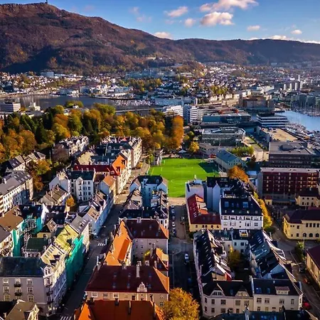 Апартаменти Modern In The Heart Of *